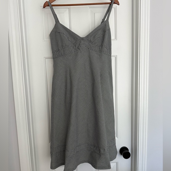 Talbots Dresses & Skirts - Talbots Black and White Gingham Dress with Pockets size 10P